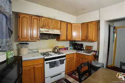 12222 Nellis Street, Springfield Gardens, NY 11413 - Photo 7