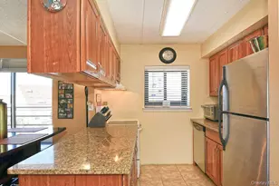 725 Miller Ave, Freeport, NY 11520 - Photo 15