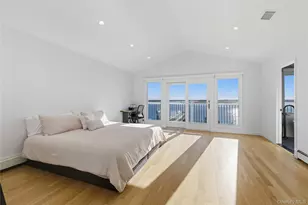 4011 Greentree Dr, Oceanside, NY 11572 - Photo 23