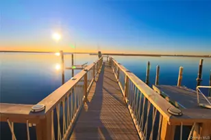 4011 Greentree Dr, Oceanside, NY 11572 - Photo 33