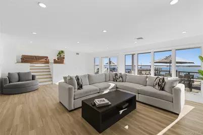 4011 Greentree Drive, Oceanside, NY 11572 - Photo 19