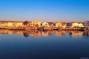 4011 Greentree Dr, Oceanside, NY 11572 - Photo 41