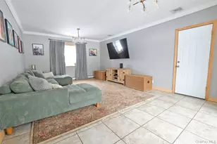 11 Reynolds Rd, Shoreham, NY 11786 - Photo 15