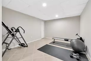 8 Vega Dr, Shoreham, NY 11786 - Photo 31