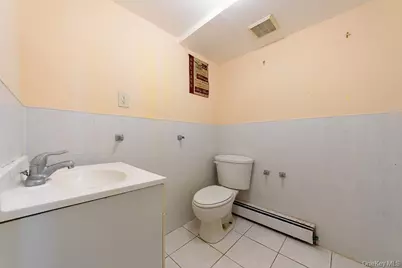 16504 116th Avenue, Jamaica, NY 11434 - Photo 23