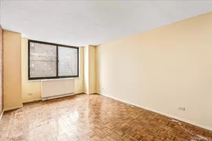 138-35 Elder Ave, Flushing, NY 11355 - Photo 15