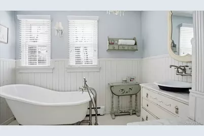 5 Wendover Road, Setauket, NY 11733 - Photo 33