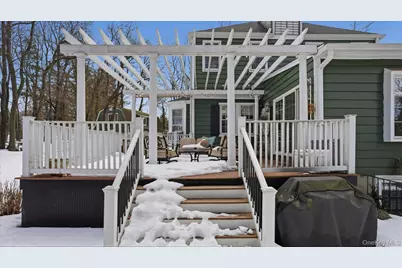 5 Wendover Road, Setauket, NY 11733 - Photo 41