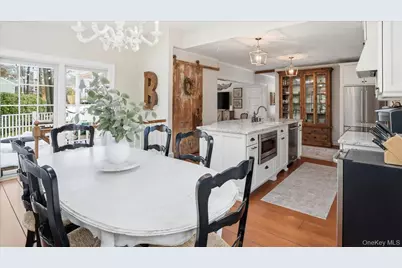 5 Wendover Road, Setauket, NY 11733 - Photo 17