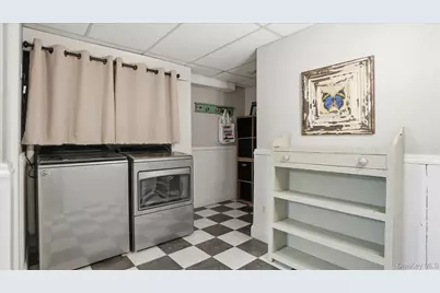 5 Wendover Road, Setauket, NY 11733 - Photo 39