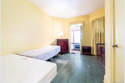 8631 121st Street, Richmond Hill, NY 11418 - Photo 7