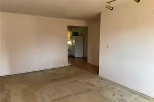 25 Lawrence Dr, White Plains, NY 10603 - Photo 5