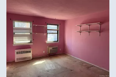 25 Lawrence Drive #A, White Plains, NY 10603 - Photo 9