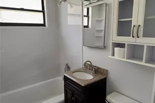 25 Lawrence Dr, White Plains, NY 10603 - Photo 7