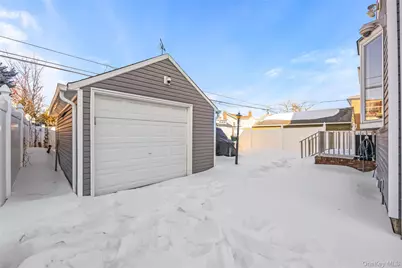 16337 20th Avenue, Whitestone, NY 11357 - Photo 29