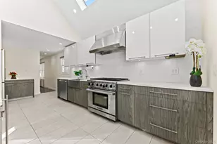 163-37 20th Ave, Whitestone, NY 11357 - Photo 11