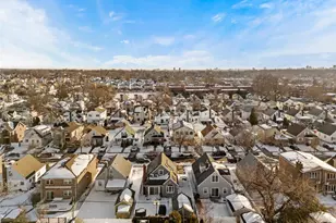 163-37 20th Ave, Whitestone, NY 11357 - Photo 33