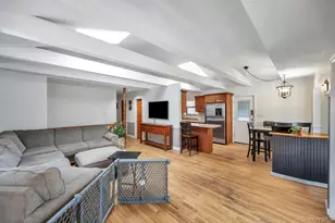 427 Helene Ave, Shirley, NY 11967 - Photo 11