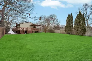 427 Helene Ave, Shirley, NY 11967 - Photo 3