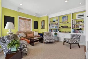 336 Mariposa Dr, Oyster Bay, NY 11771 - Photo 11