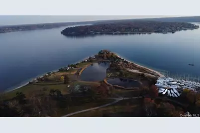 336 Centre Island Road, Oyster Bay, NY 11771 - Photo 37