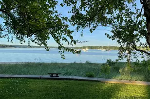 336 Mariposa Dr, Oyster Bay, NY 11771 - Photo 39