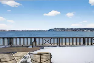 336 Mariposa Dr, Oyster Bay, NY 11771 - Photo 15