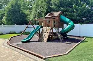 17 Erita Ln, Smithtown, NY 11787 - Photo 13