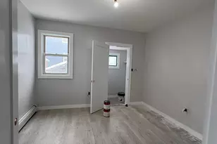 85-27 102nd St, Richmond Hill, NY 11418 - Photo 3