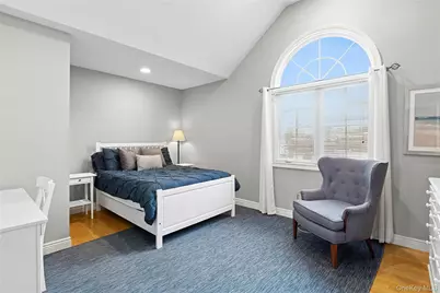 922 Leeds Drive, North Bellmore, NY 11710 - Photo 19