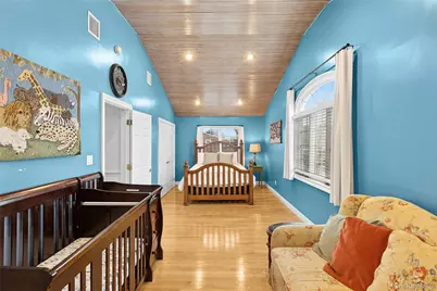 922 Leeds Drive, North Bellmore, NY 11710 - Photo 15