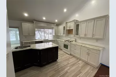 7 Country Hollow, Highland Mills, NY 10930 - Photo 11