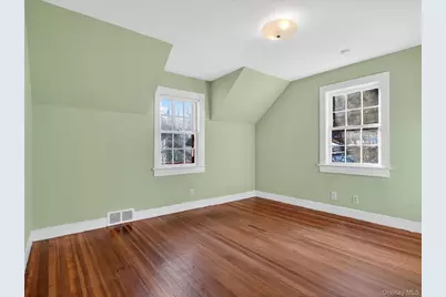 325 Haverstraw Road, Montebello, NY 10901 - Photo 19