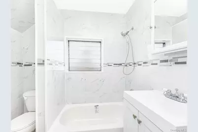 555 Kimball Avenue, Yonkers, NY 10704 - Photo 5