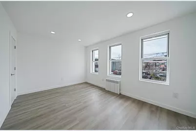 25-17 McIntosh Street, East Elmhurst, NY 11369 - Photo 15