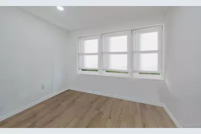 25-17 McIntosh Street, East Elmhurst, NY 11369 - Photo 11