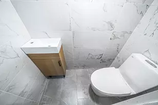 25-17 McIntosh St, East Elmhurst, NY 11369 - Photo 23