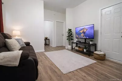 14516 110th Avenue, Jamaica, NY 11435 - Photo 3