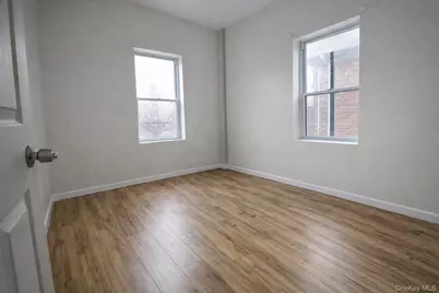 14516 110th Avenue, Jamaica, NY 11435 - Photo 11