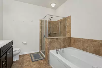 2004 Bennington Drive, Fishkill, NY 12524 - Photo 17