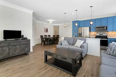 2004 Bennington Drive, Fishkill, NY 12524 - Photo 9