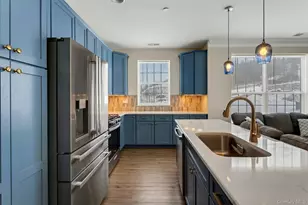 2004 Bennington Dr, Fishkill, NY 12524 - Photo 11