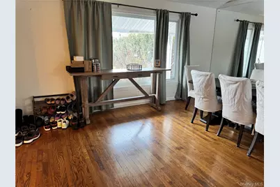 40 Willets Drive, Syosset, NY 11791 - Photo 3