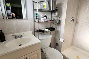 40 Willets Dr, Syosset, NY 11791 - Photo 15