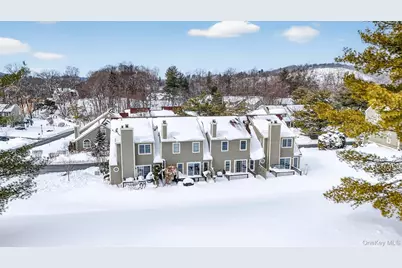 2003 Regent, Mount Kisco, NY 10549 - Photo 43