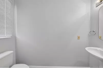 2003 Regent, Mount Kisco, NY 10549 - Photo 21