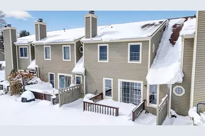 2003 Regent, Mount Kisco, NY 10549 - Photo 41