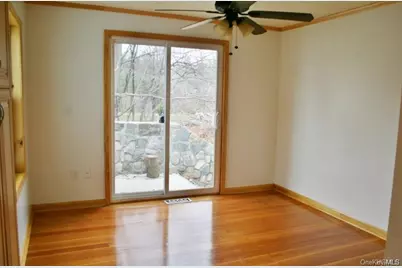 16 Lake Avenue, Monroe, NY 10950 - Photo 15