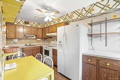 412 N Broadway #27, Yonkers, NY 10701 - Photo 15