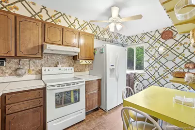 412 N Broadway #27, Yonkers, NY 10701 - Photo 13